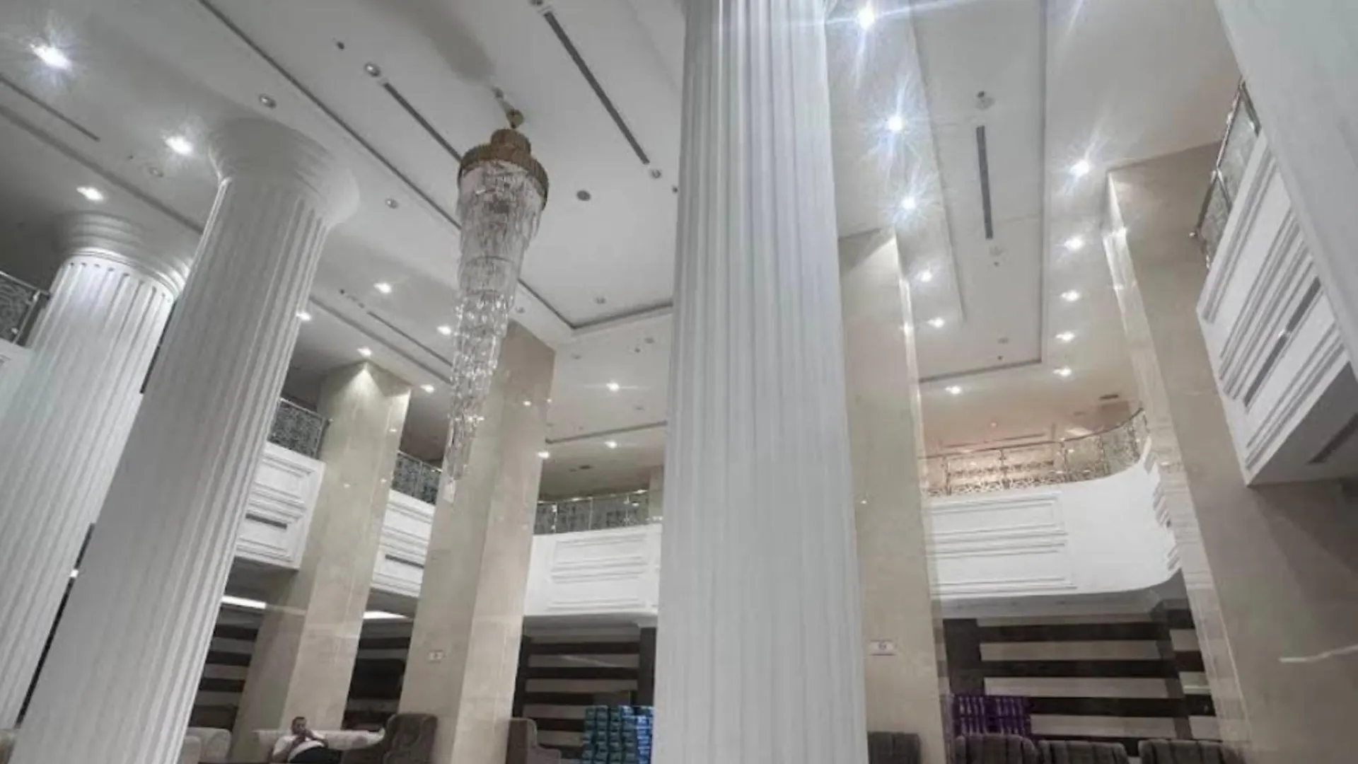 مواكب الكوثر التوصيل للحرم متوفر مجانا Mawakib Al Kawthar Hotel Makkah Free Transportation To The Campus La Mecque