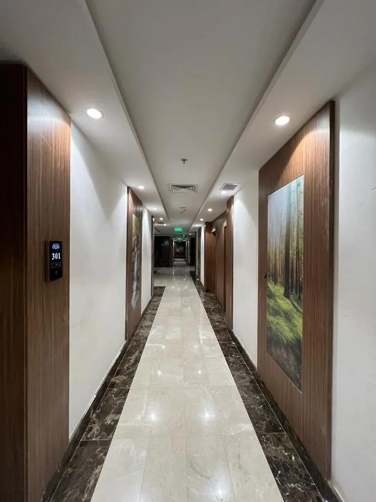 مواكب الكوثر التوصيل للحرم متوفر مجانا Mawakib Al Kawthar Hotel Makkah Free Transportation To The Campus La Mecque
