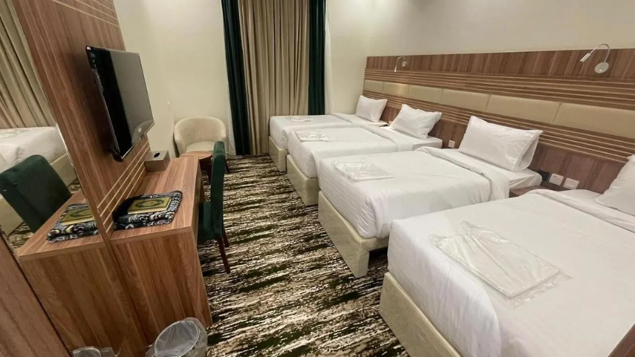 مواكب الكوثر التوصيل للحرم متوفر مجانا Mawakib Al Kawthar Hotel Makkah Free Transportation To The Campus La Mecque